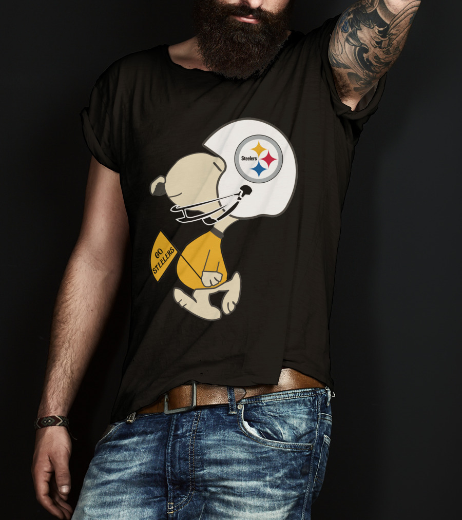 Snoopy Go Steelers Pittsburgh Steelers Football Helmet T-Shirt
