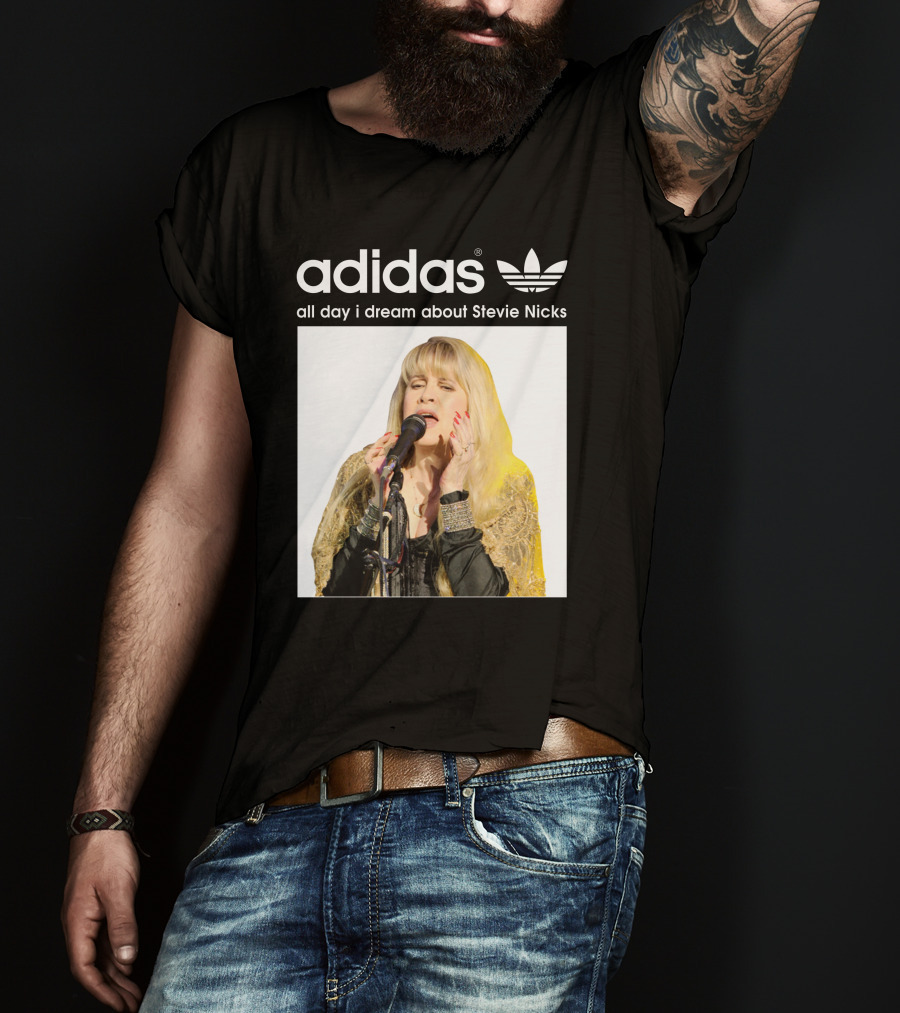 Style FM 26 Fleetwood Mac Vocalist Performance T-Shirt