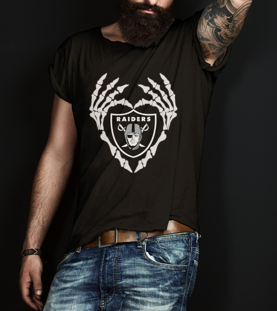 Las Vegas Raiders Skull Hands Shield T-Shirt