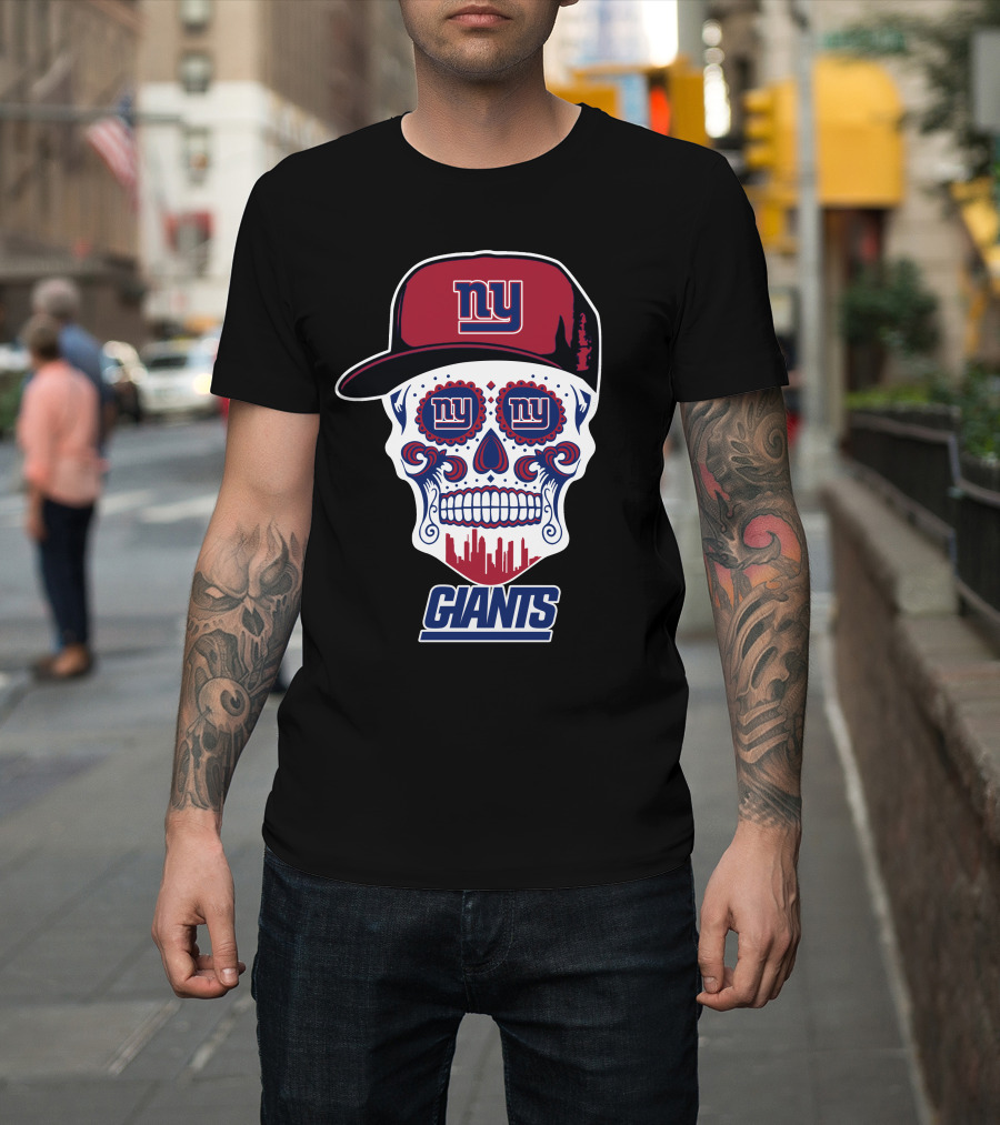 New York Giants Skull Cap City Silhouette Funny T-Shirt