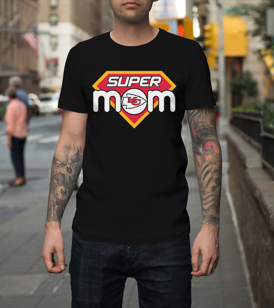 Super Mom Kansas City Chiefs T-Shirt