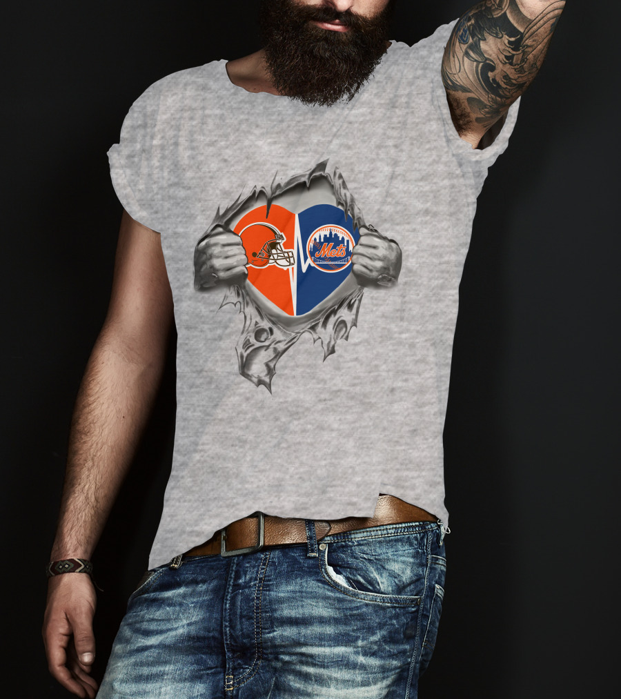Browns New York Mets Heart Helmet And Skyline Fans T-Shirt