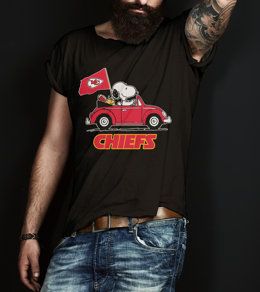 Chiefs Snoopy Driving With Kansas City Flag T-Shirt