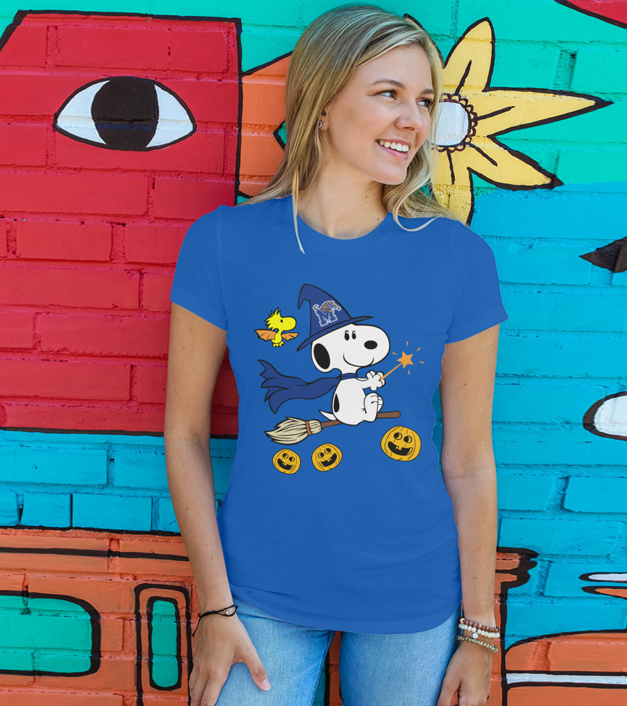 Snoopy And Woodstock Flying Witch With Memphis Tigers Hat And Happy Halloween Pumpkins T-Shirt