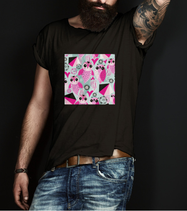 Pink Owl Pattern With Hearts And Geometric Shapes T-Shirt
