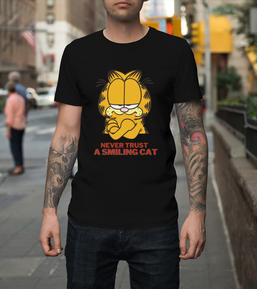 Garfield Never Trust A Smiling Cat Iconic Grumpy Expression T-Shirt
