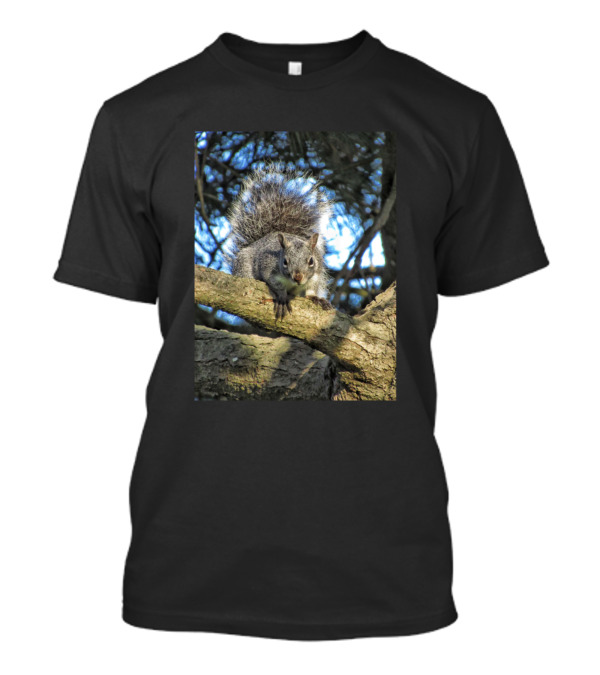 Heres Looking At You Squirrel In A Tree T-Shirt
