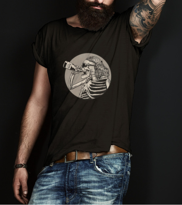 Skull Drinking Bottle In Sunglasses T-Shirt