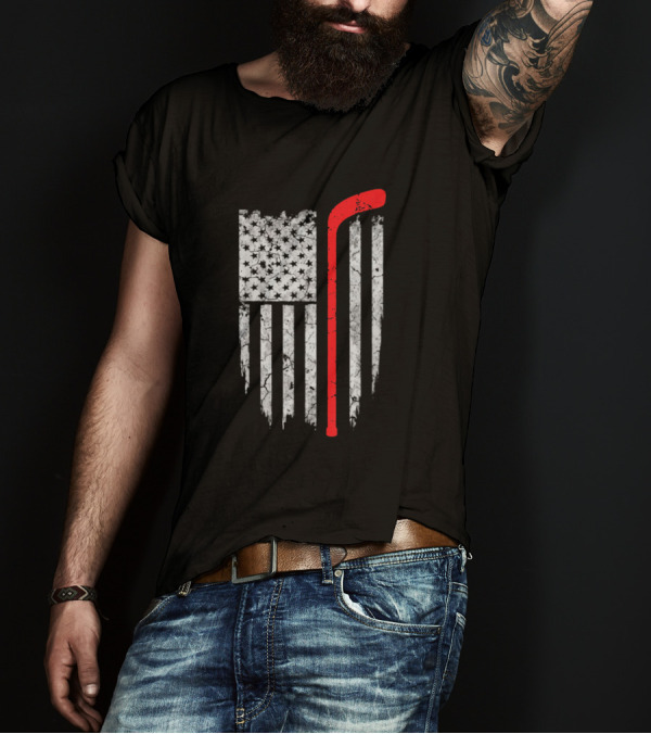 Hockey Stick American Flag Distressed Design S33 T-Shirt