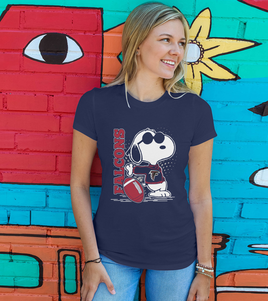 Atlanta Falcons Snoopy Football Falcons T-Shirt