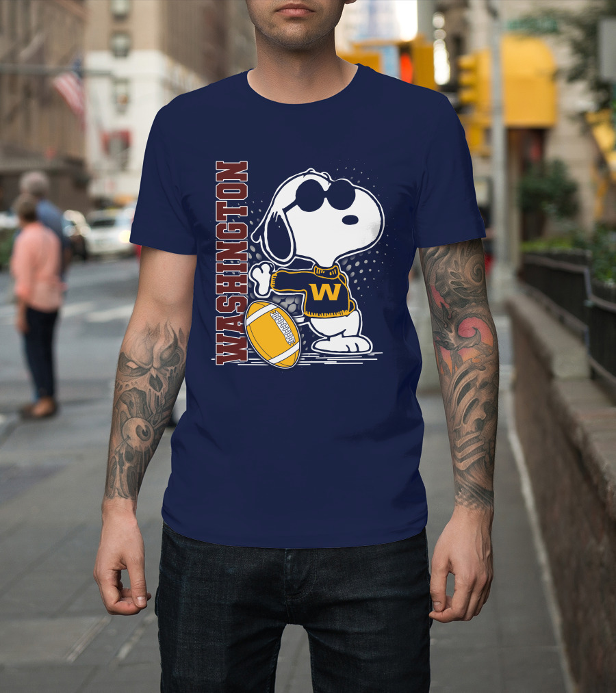 Snoopy Washington Football W Sweater Sunglasses T-Shirt