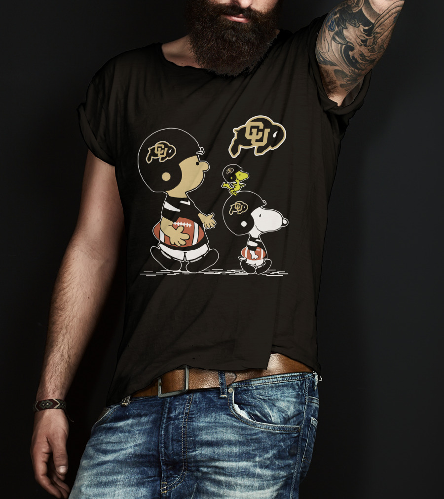 Colorado Buffaloes Charlie Brown Snoopy Football Peanuts Helmet Co T-Shirt