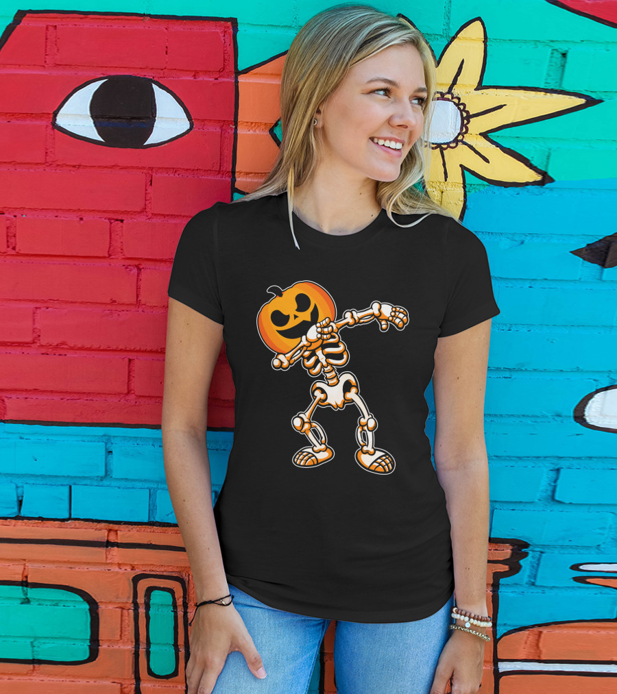Dabbing Skeleton With Pumpkin Head Halloween Humor T-Shirt