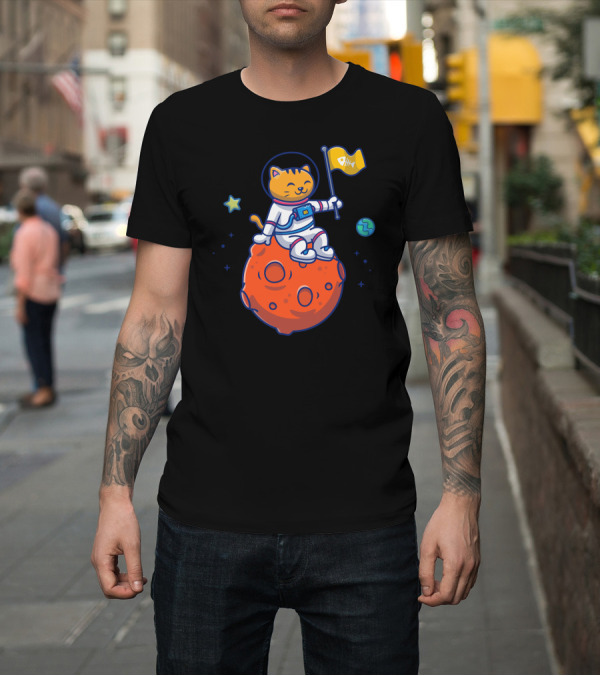 Shirt: Astronaut Cat Smiling on Orange Planet with Fishbone Flag and Stars T-Shirt Astronaut Cat Smiling on Orange Planet with Fishbone Flag and Stars T-Shirt