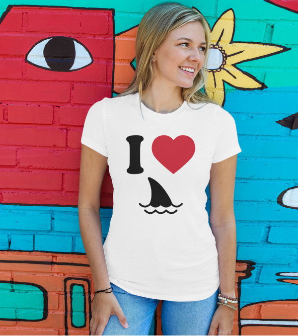 I Love Sharks Fin And Heart Oceans Wave T-Shirt