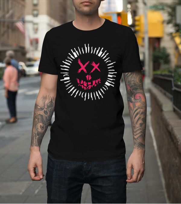 Shirt: Psycopath Clown Knife Face with Pink Distorted Features T-Shirt Psycopath Clown Knife Face with Pink Distorted Features T-Shirt