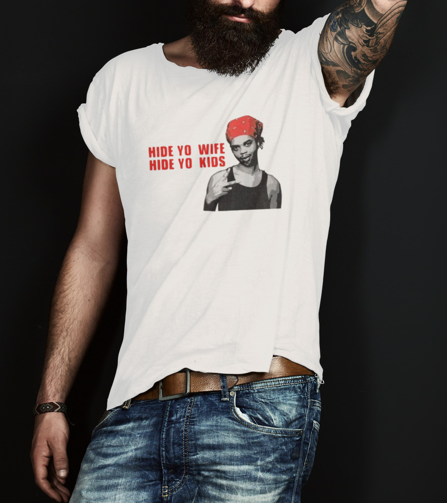 Hide Yo Wife Hide Yo Kids Viral Meme Red Bandana Image T-Shirt