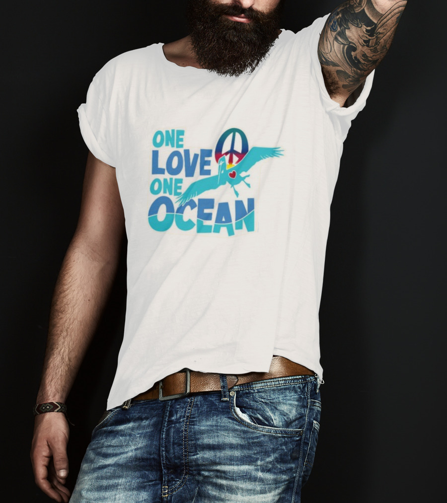 Musician Jimmy Buffett One Love One Ocean Peace Symbol Bird Heart T-Shirt