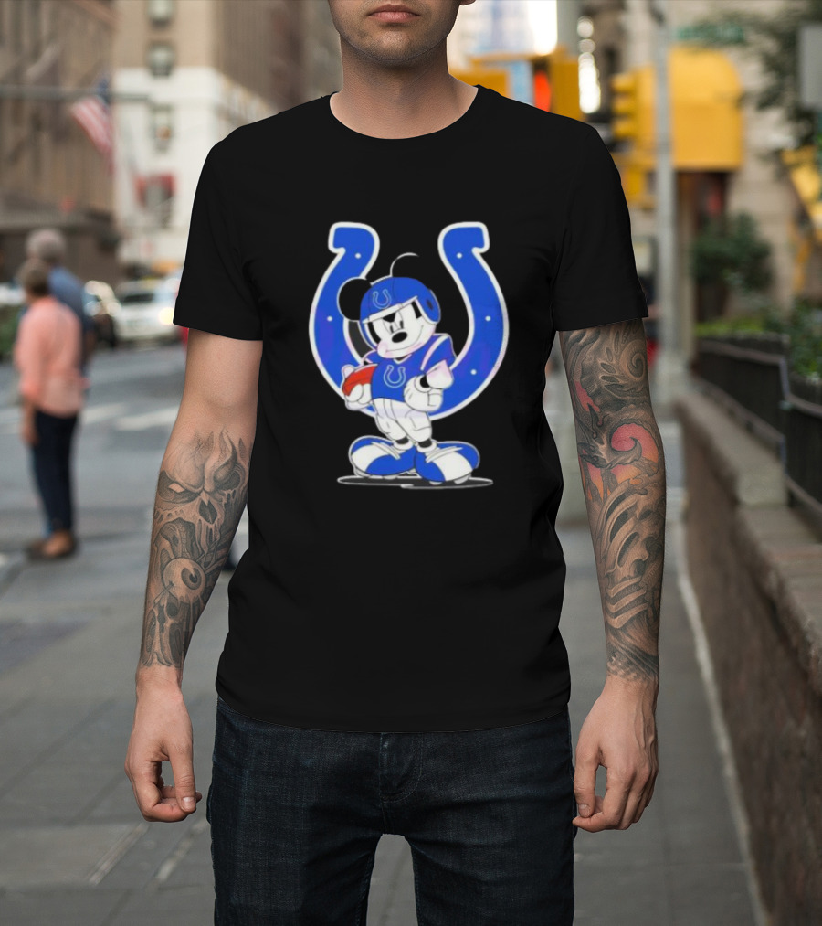 Indianapolis Colts NFL Mickey Mouse In Football Gear With Horseshoe T-Shirt