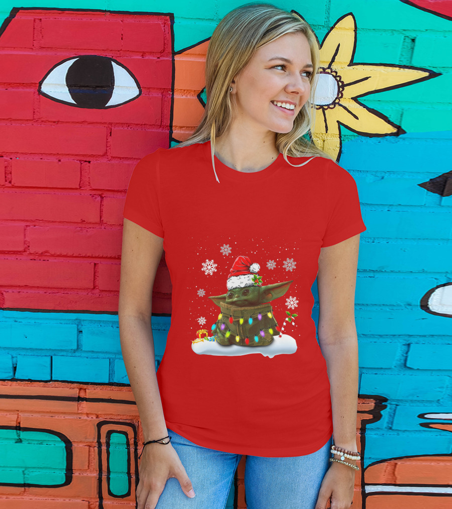 Santa Baby Yoda Christmas Lights Snowflakes Candy Cane Holiday Scene T-Shirt