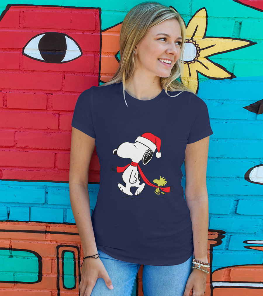 Snoopy Santa Hat And Woodstock Christmas Peanuts Scarf T-Shirt