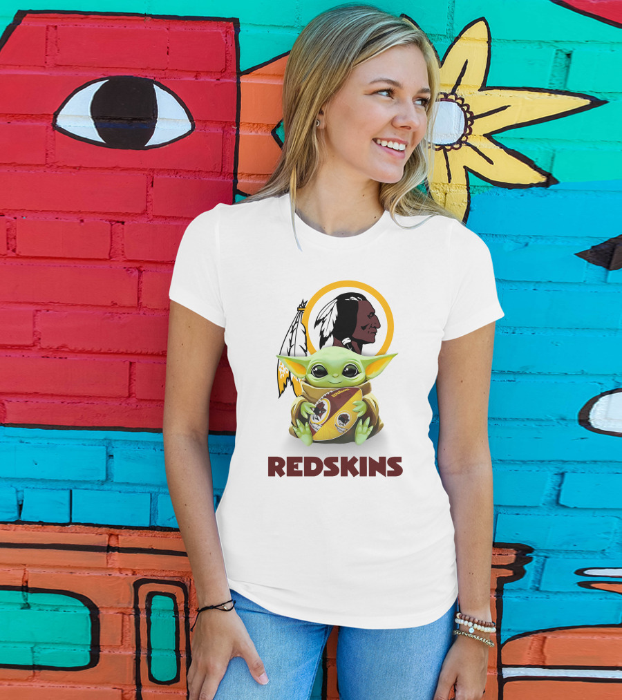 Baby Yoda Hug Redskins Football Washington T-Shirt