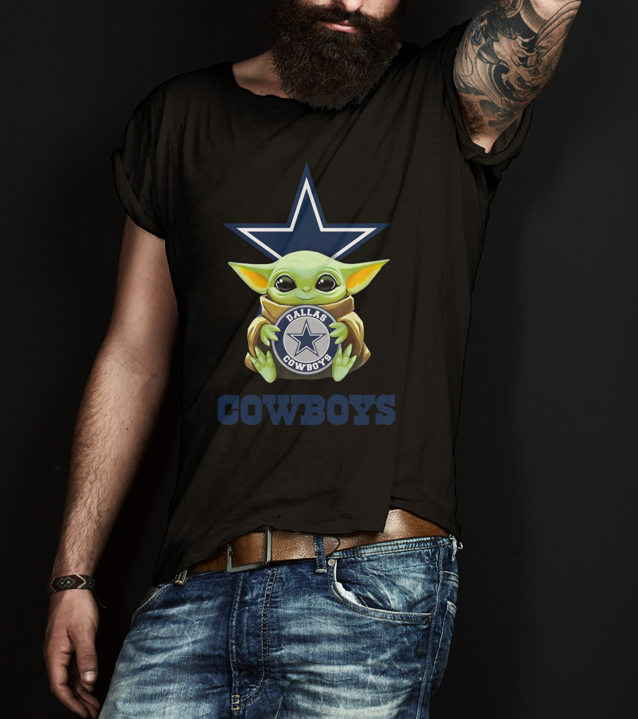 Star Wars Baby Yoda Dallas Cowboys Star Logo Hugging T-Shirt