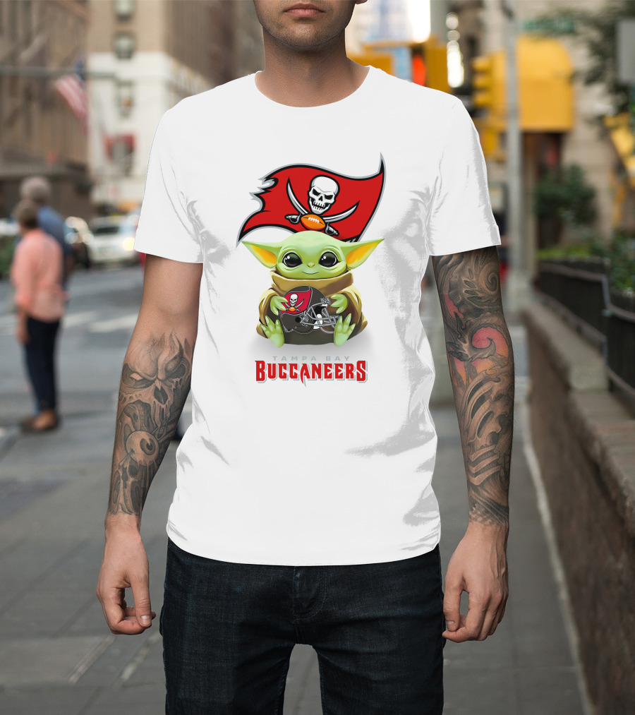 Star Wars Baby Yoda Hug Tampa Bay Buccaneers Helmet T-Shirt