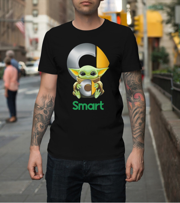 Shirt: Grogu Hug Commodore Smart T-Shirt Grogu Hug Commodore Smart T-Shirt