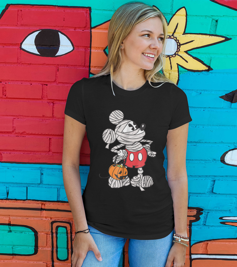 Mickey Mouse Halloween Mummy With Pumpkin Trick-or-Treat Bag T-Shirt