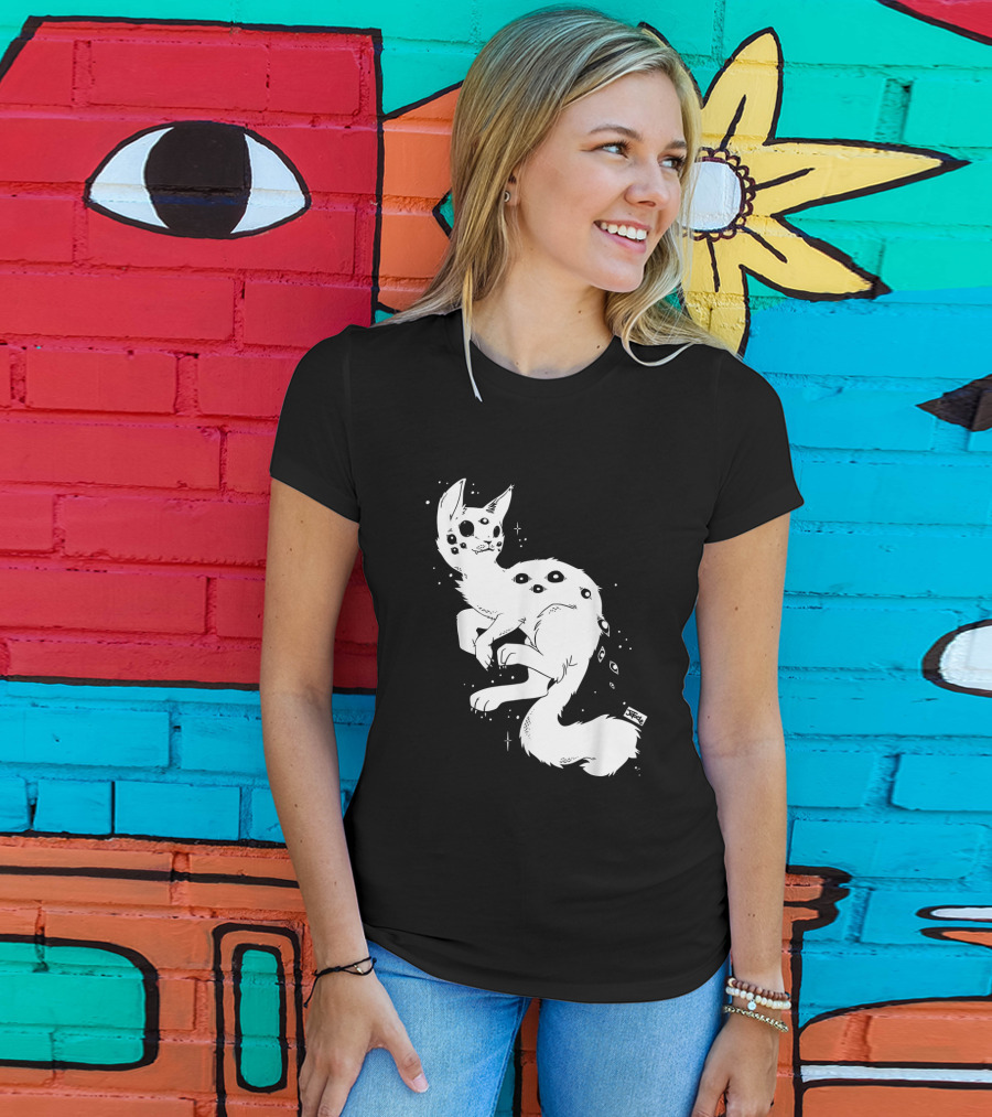 Creepy Cat Multi-Eyed Kawaii Kitty With Stars T-Shirt