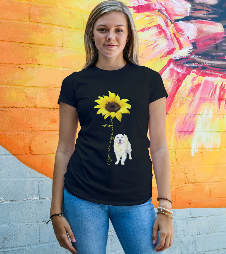 You Are My Sunshine Golden Retriever Mom Mother's Day Sunflower T-Shirt