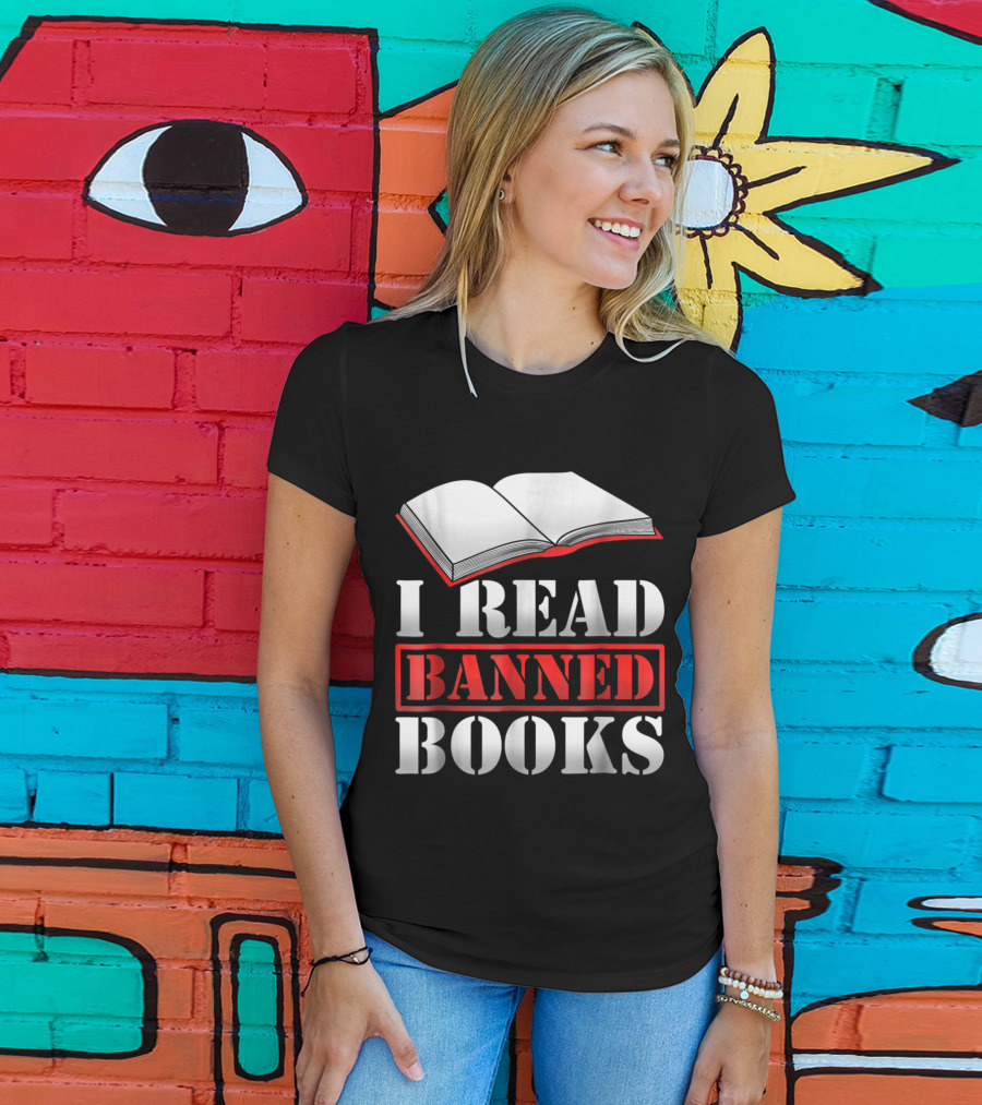 I Read Banned Books Open Book Icon Novelty Readers T-Shirt