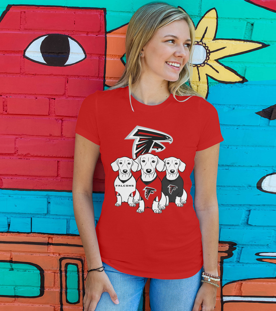 Atlanta Falcons With Dachshund  T-Shirt