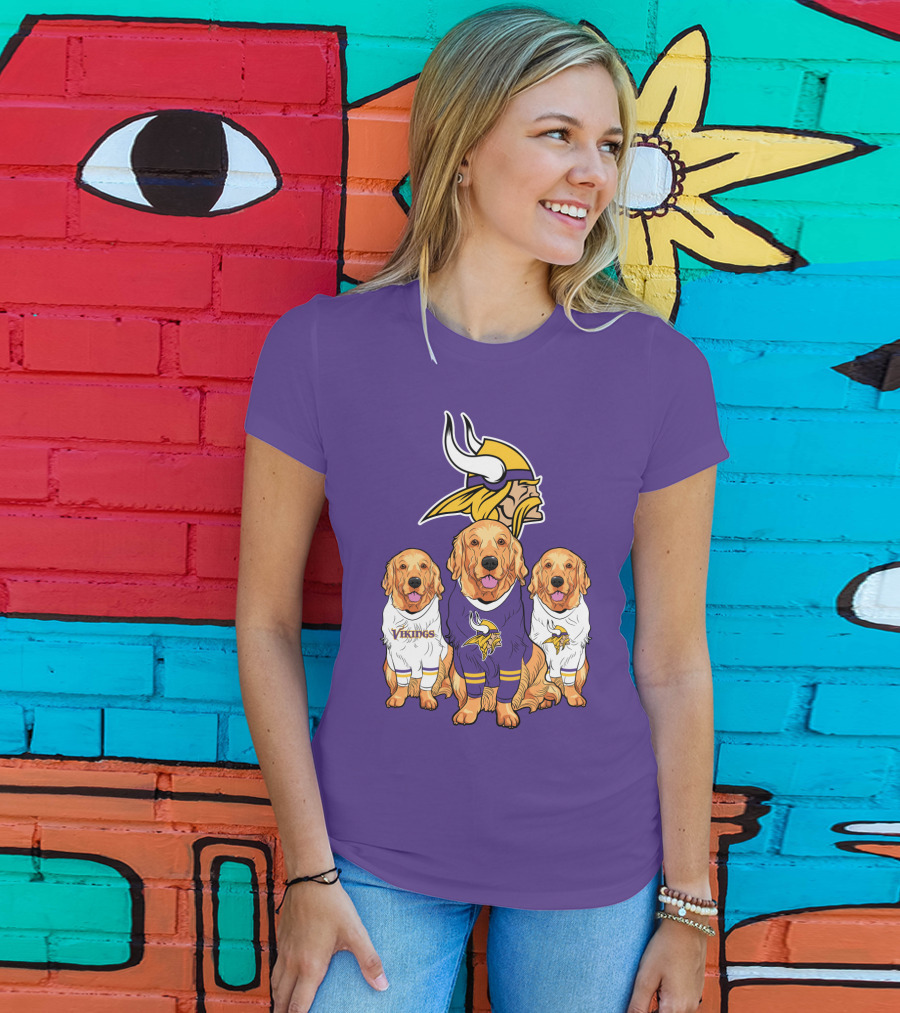 Minnesota Vikings Golden Retrievers T-Shirt