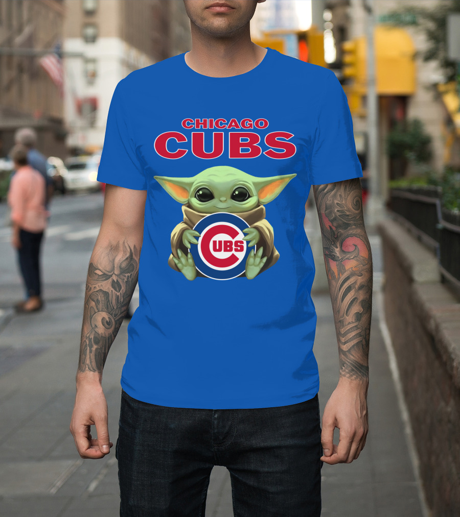 Chicago Cubs Baby Yoda Holding Cubs T-Shirt