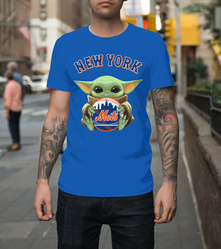 New York Mets Baby Yoda Holding Team T-Shirt