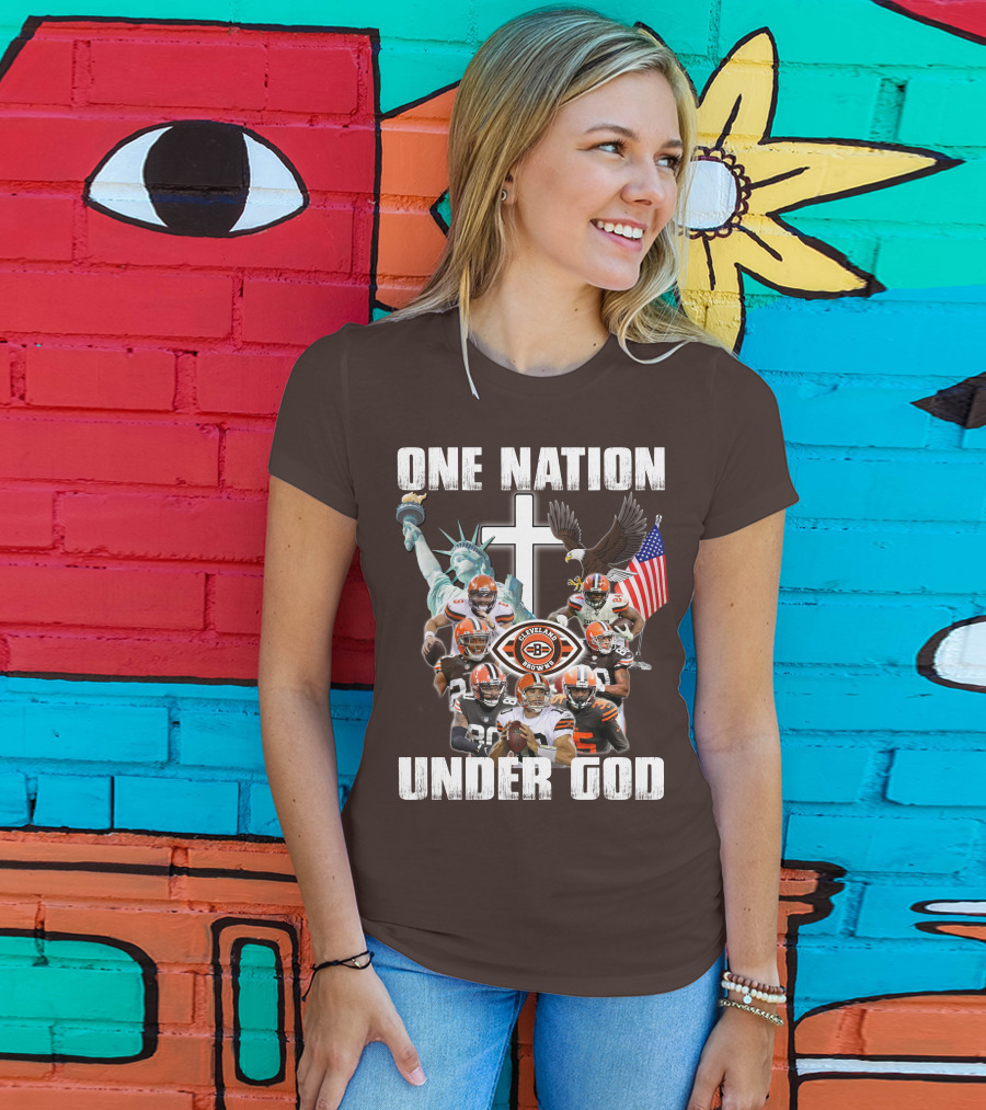 Cleveland Browns One Nation Under God Players Statue Of Liberty Eagle Flag Cross T-Shirt