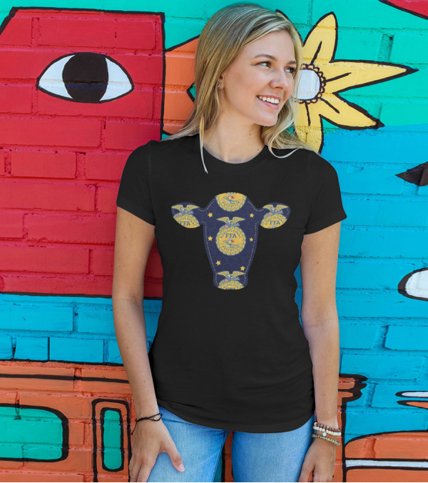 Cow Heifer FFA Agriculture FFA Emblem Pattern With Stars T-Shirt