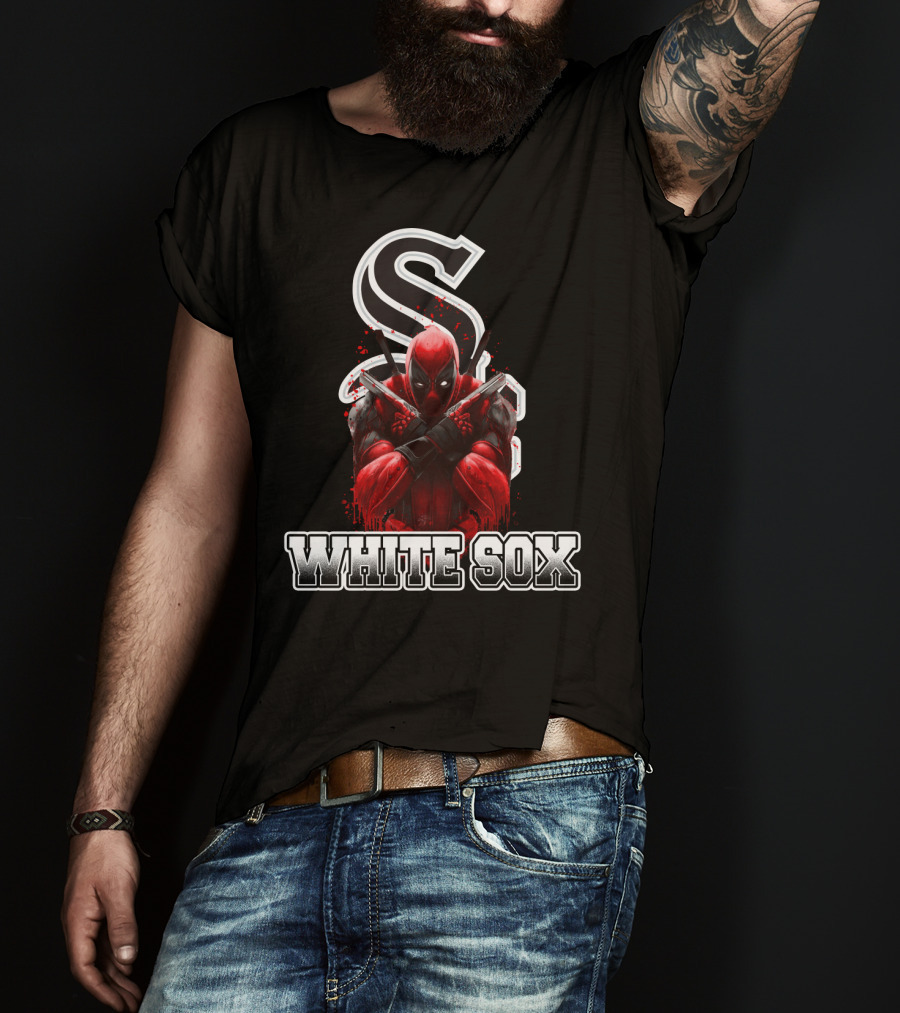 Chicago White Sox Deadpool Crossed Swords T-Shirt