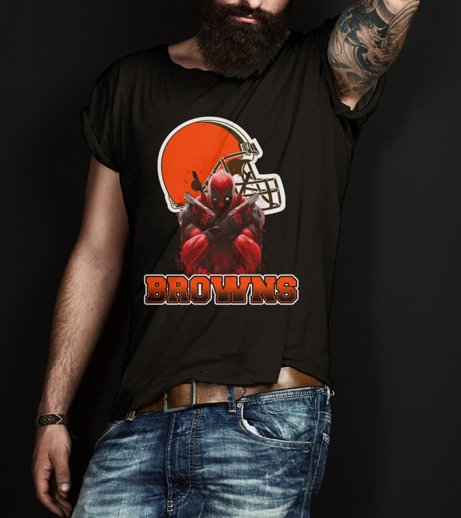 Cleveland Browns Deadpool Crossover Football Fan T-Shirt
