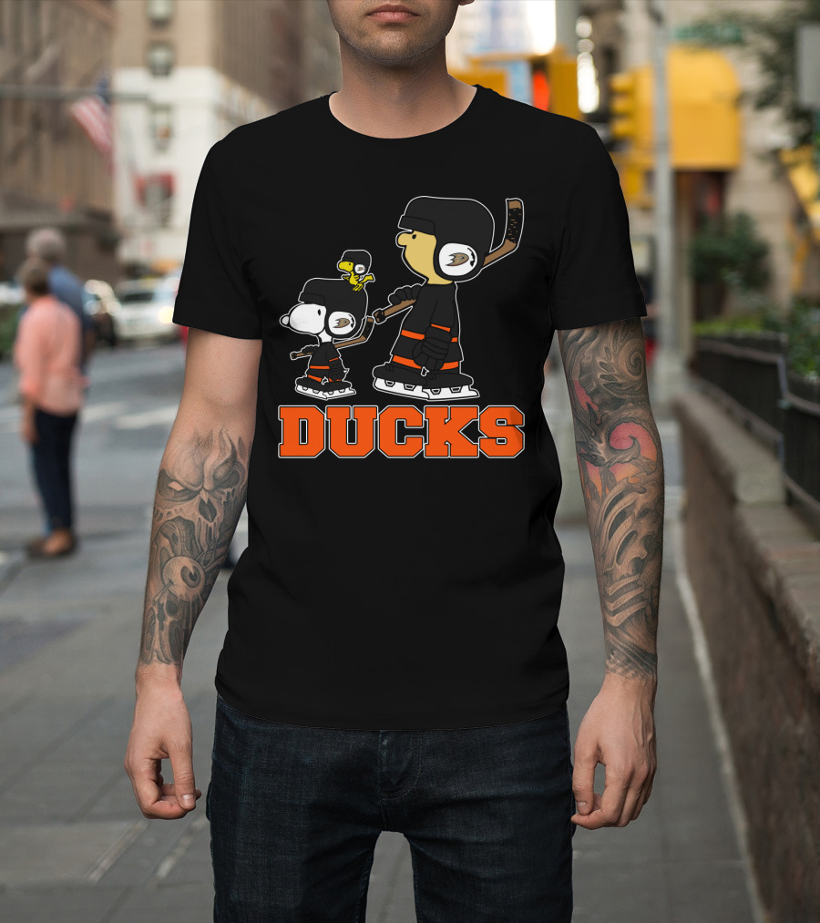 Snoopy Woodstock And Anaheim Ducks Hockey Team Fans T-Shirt