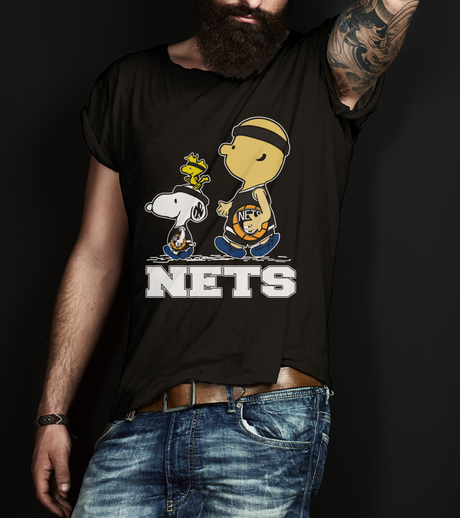 Snoopy And Woodstock Brooklyn Nets Basketball Fans T-Shirt
