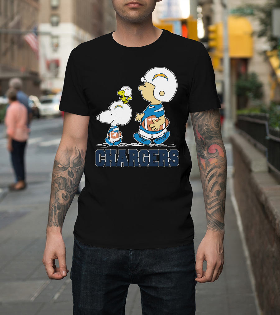 Snoopy And Woodstock With Los Angeles Chargers Football Helmets And Jersey T-Shirt