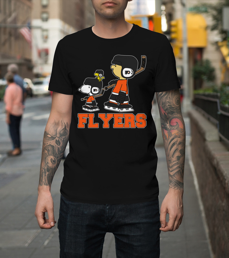 Snoopy And Woodstock In Philadelphia Flyers Hockey Gear With Flyers T-Shirt