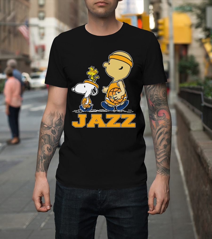 Snoopy And Woodstock With Basketball For Utah Jazz Fans T-Shirt