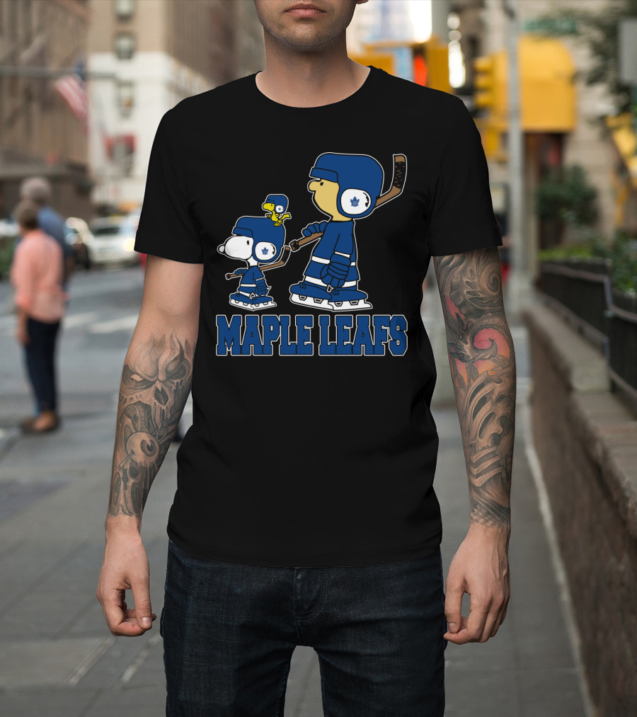Snoopy And Woodstock With Toronto Maple Leafs Hockey Helmets And Ice Skates T-Shirt