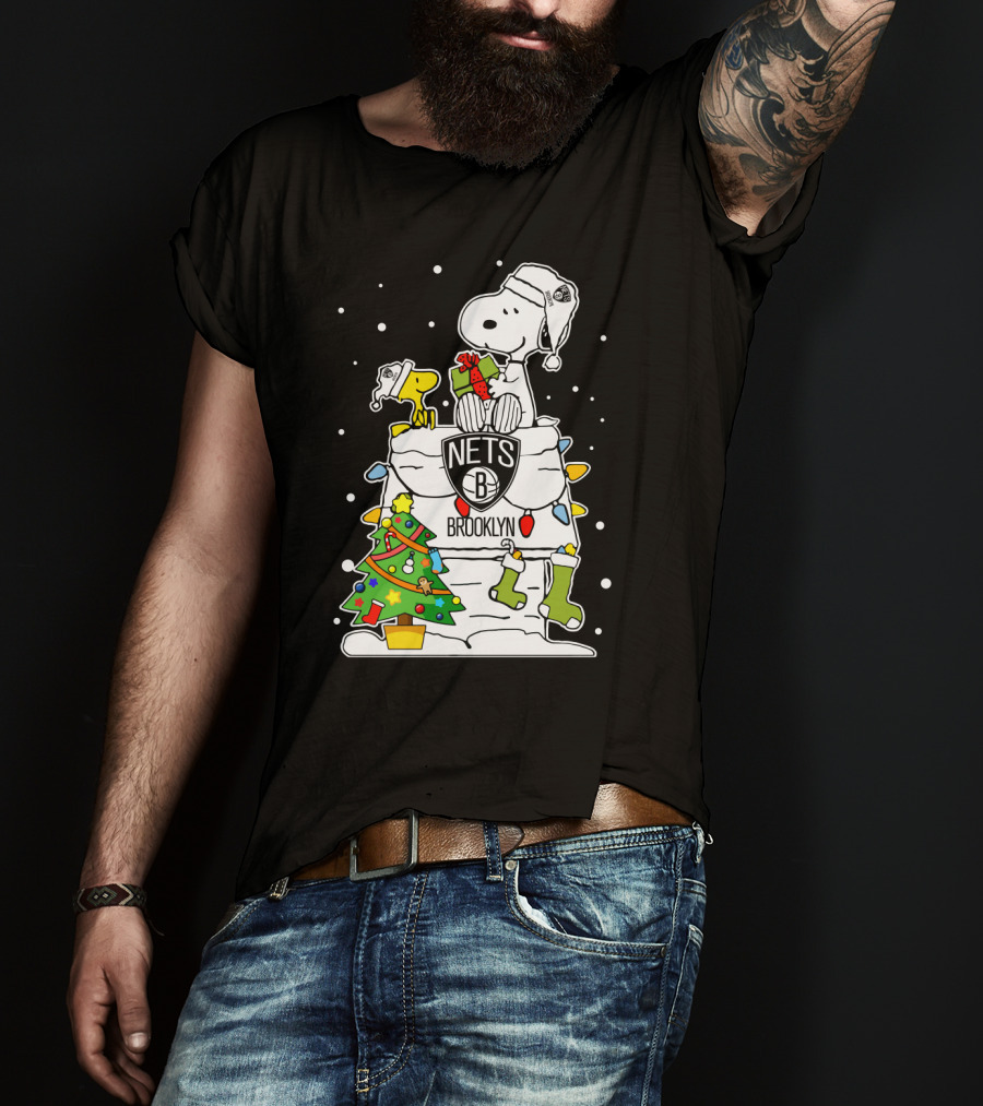 Brooklyn Nets Snoopy Christmas Peanuts Basketball Fan T-Shirt