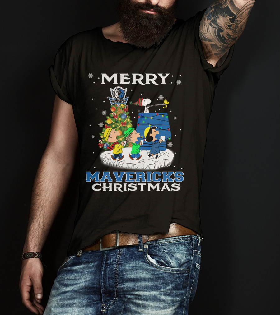 Merry Mavericks Christmas Dallas Snoopy Fans T-Shirt