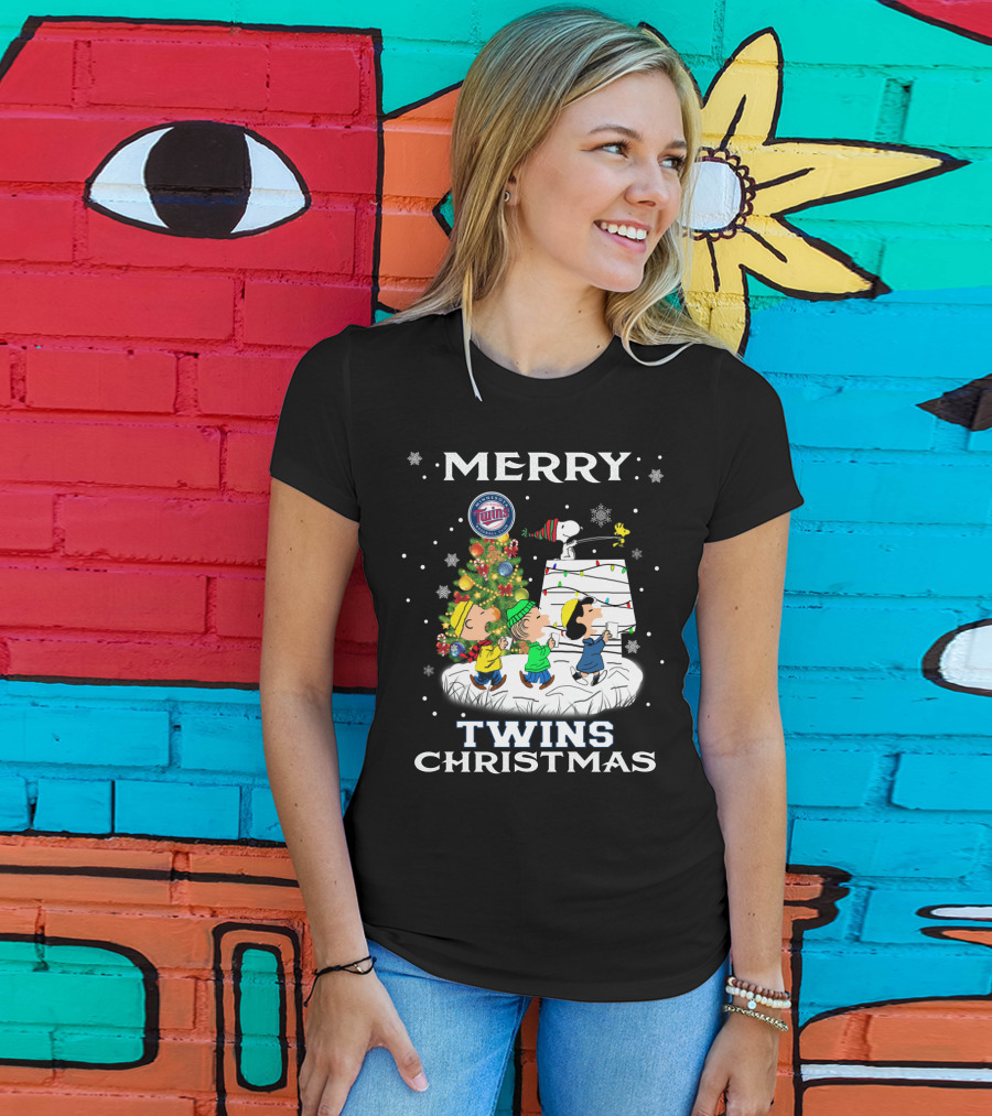 Merry Minnesota Twins Christmas Snoopy Charlie Brown Tree Woodstock T-Shirt